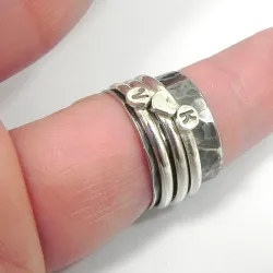 Spinner ring with 10mm band, monograms and heart