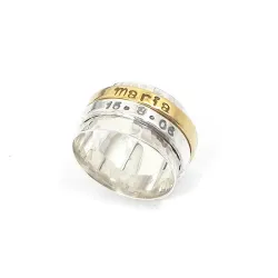 Spinner ring with name and date, hammered band