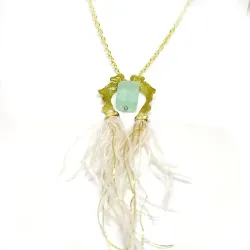 Handmade brass necklace in the shape of feathers with resin