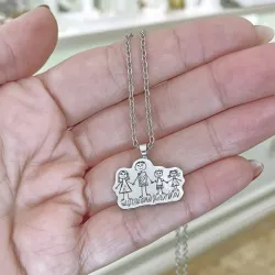 Ασημένιο επιπλατινωμένο κολιέ με χαραγμένη παιδική ζωγραφιά σε πλακέτα, ατσάλινη αλυσίδα