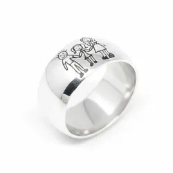 Silver 9mm curved ring with engraving of a children's painting