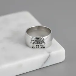 Silver 9mm curved ring with engraving of a children's painting