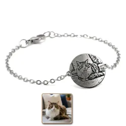 Bracelet with engraved photo on nickel siver disc, stainless steel chain