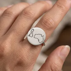Engraved Country Map Ring | Meaningful Unique Style