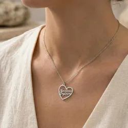 Silver platinum plated necklace with 2 names on a heart