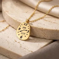 Ασημένιο επιχρυσωμένο μενταγιόν ρολόι και χάραξη ώρας - ημερομηνίας, ατσάλινη αλυσίδα