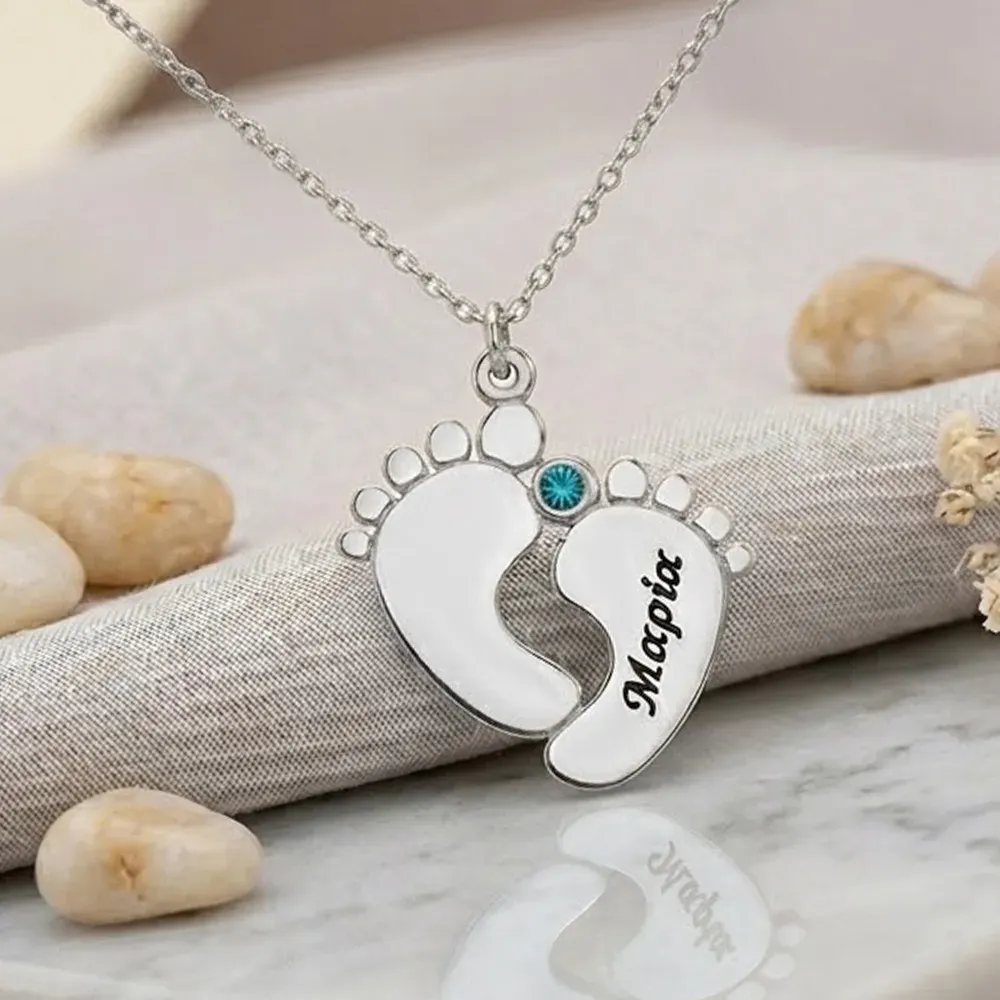 Silver platinum plated feet necklace with name-date and swarovski