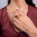 Adjustable Teardrop Ring with Natural Stone – Red in gold-plated stainless steel | MY KOSMIMA