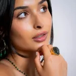 Adjustable Spirit Stone Seal Oval Stone Ring – Brown in gold-plated stainless steel | MY KOSMIMA