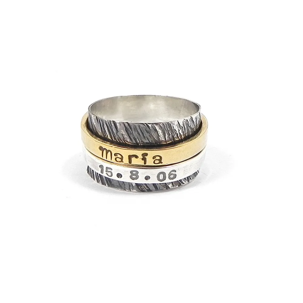 Spinner ring with name and date Spinner ring with name and date