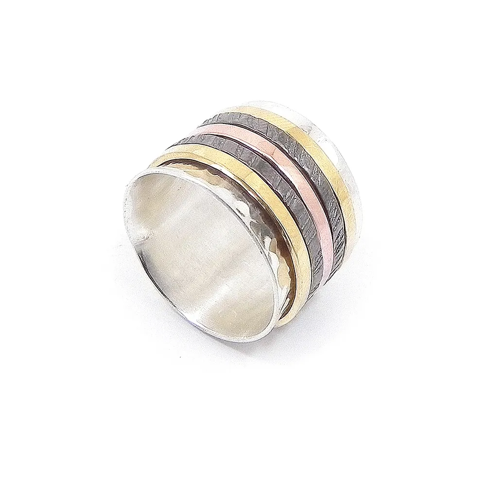 Silver ring with 5 spinners