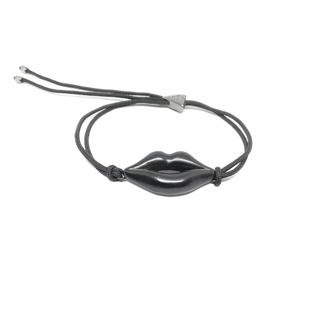 B41-1 Lips Bracelet (black) B41-1 Lips Bracelet (black)