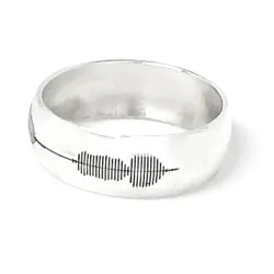 Sterling silver ring 6mm with engraved soundwave + QRcode printed on a card