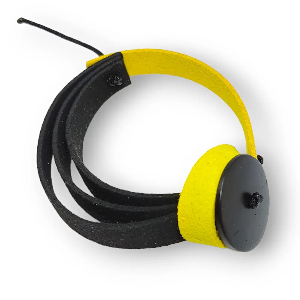 Bracelet with yellow and black suede Bracelet with yellow and black suede
