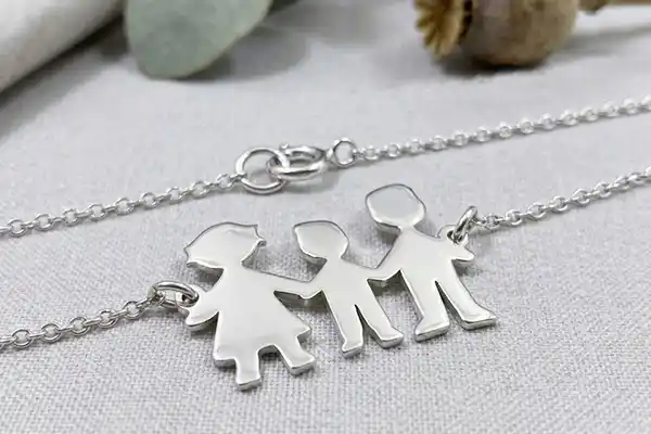 Βραχιόλια με οικογένειες