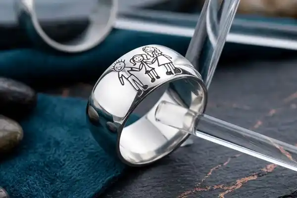 Rings with kids drawings